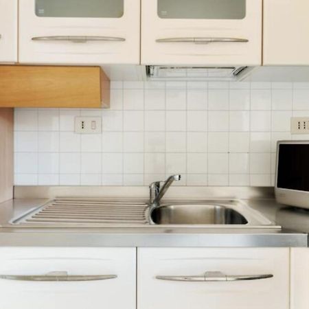 Sunny Flat In Elegant Building Close To Colosseum Rom Eksteriør billede