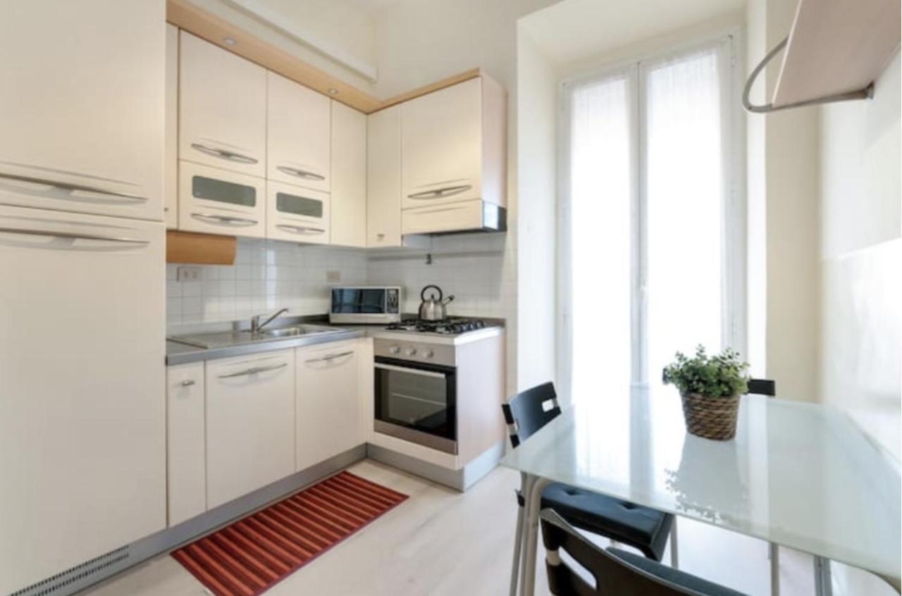 Sunny Flat In Elegant Building Close To Colosseum Rom Eksteriør billede