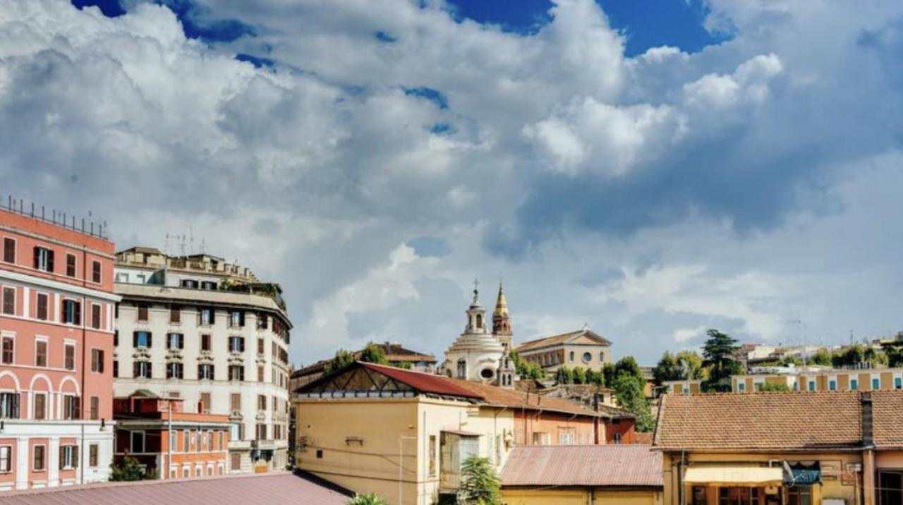 Sunny Flat In Elegant Building Close To Colosseum Rom Eksteriør billede